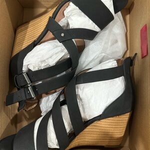 Crown Vintage Black Wedge Sandals